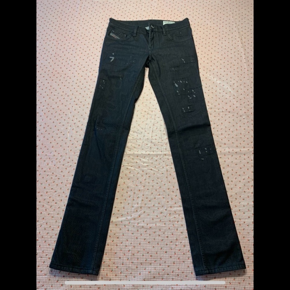 Diesel jeans. Size W26 L32. Low rise skinny.
